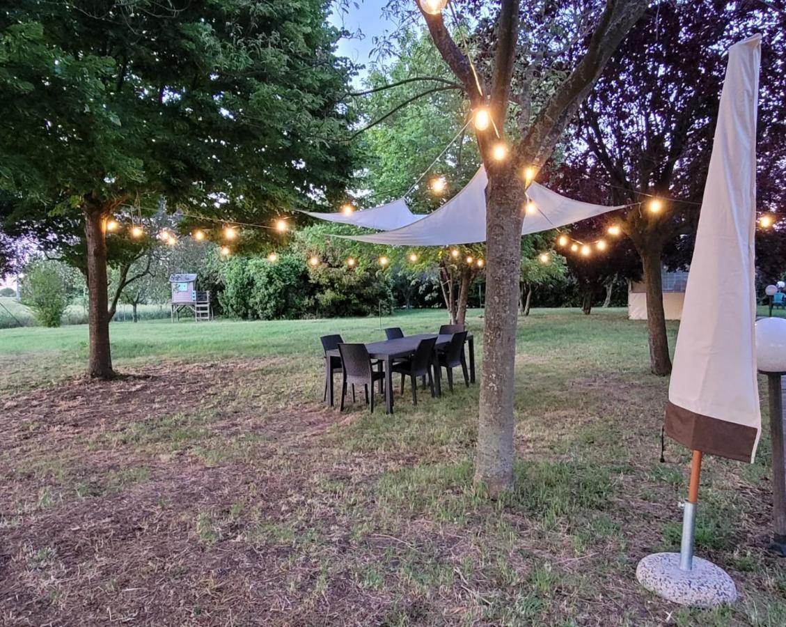 Chez Barnie Favoloso Appartamento Privato In Villa A 800Mt Ingresso Fiera רימיני מראה חיצוני תמונה