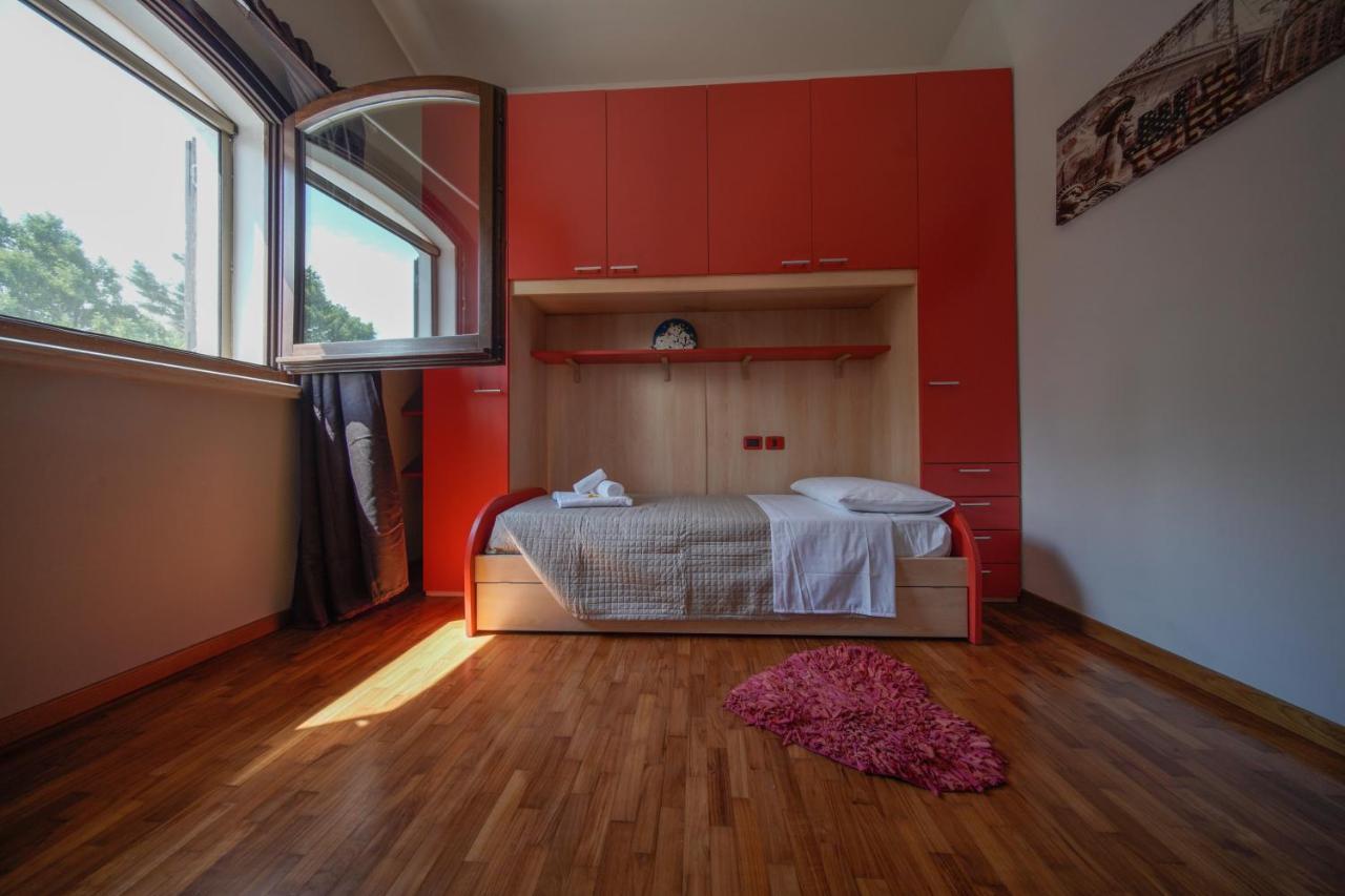 Chez Barnie Favoloso Appartamento Privato In Villa A 800Mt Ingresso Fiera רימיני מראה חיצוני תמונה